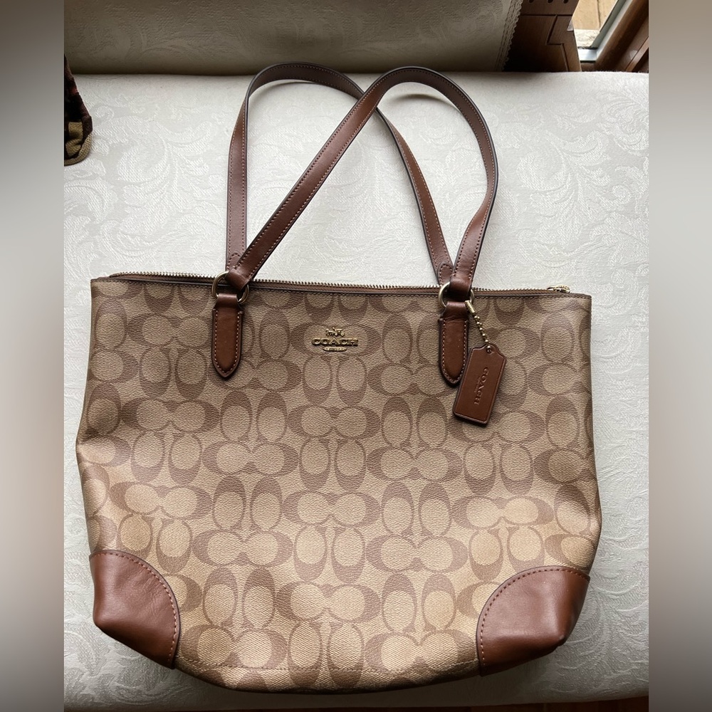 Coach Tote